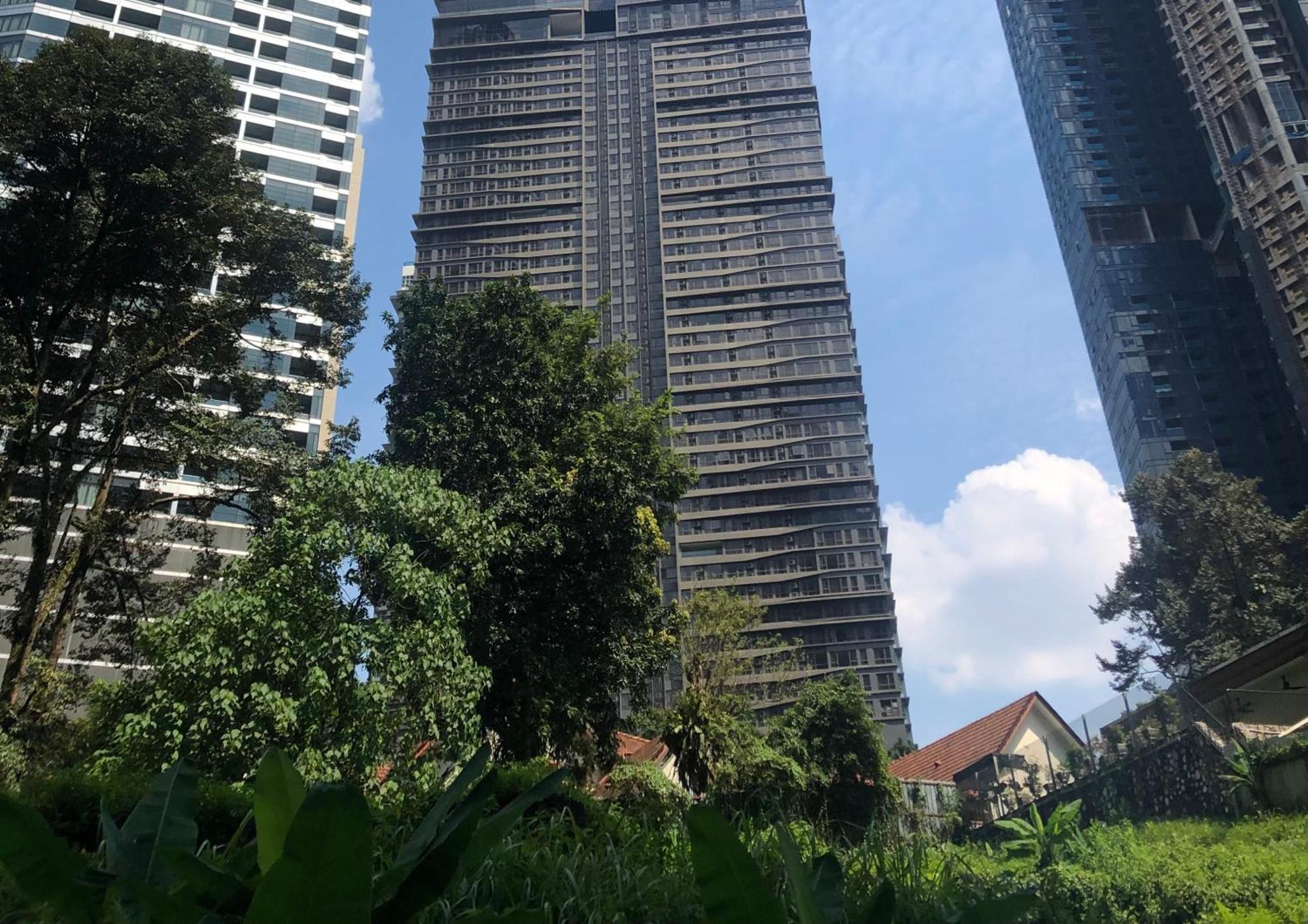 8 Kia Peng Suites Klcc By Luna Kuala Lumpur Esterno foto